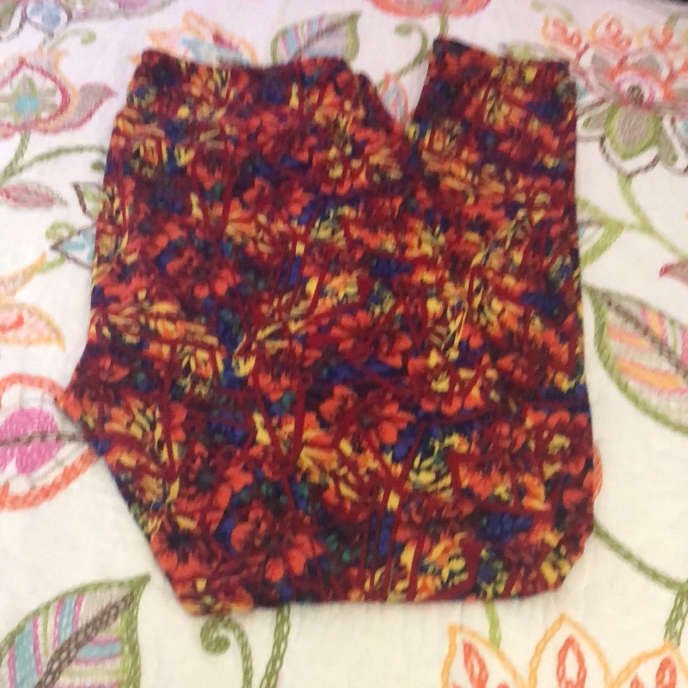 LuLaroe TC leggings brand new never worn